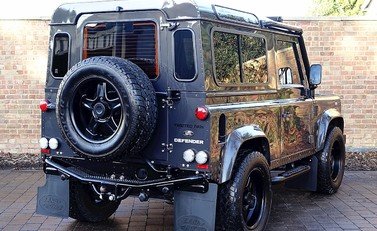 Land Rover Defender 90 Twisted T40 S 29