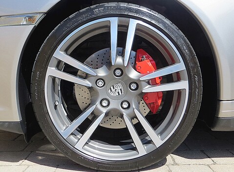 Porsche 911 (997) Carrera 4S Cabriolet 14