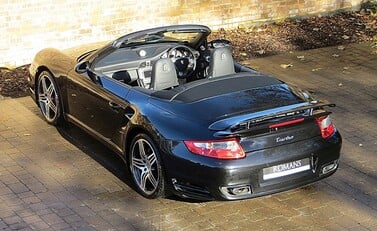 Porsche 911 (997) Turbo Cabriolet 10