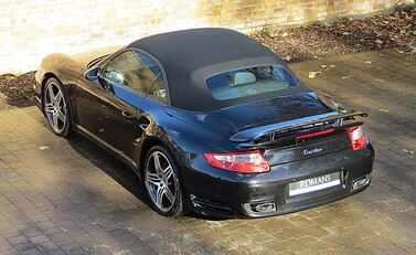 Porsche 911 (997) Turbo Cabriolet 13