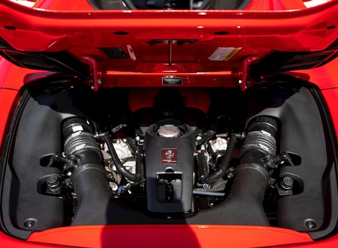 Ferrari 488 Spider 29