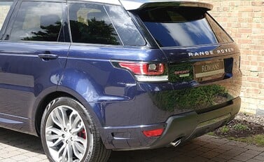 Land Rover Range Rover Sport 3.0 SDV6 Hybrid Autobiography 19