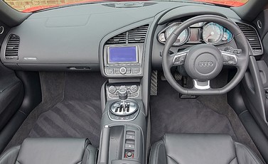 Audi R8 Spyder 15