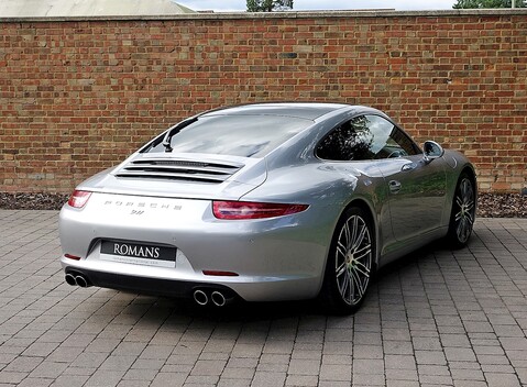 Porsche 911 (991) Carrera 6