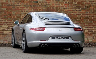 Porsche 911 (991) Carrera 19