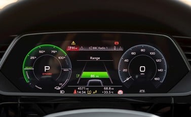 Audi E-Tron 55 Quattro Launch Edition 18