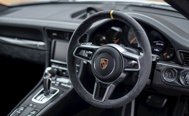 Porsche 911 (991) GT3 RS 11