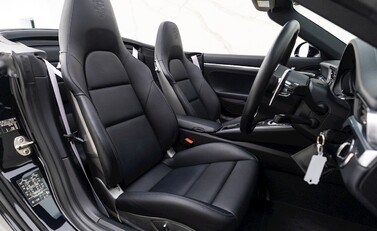 Porsche 911 (991) Carrera Cabriolet 12