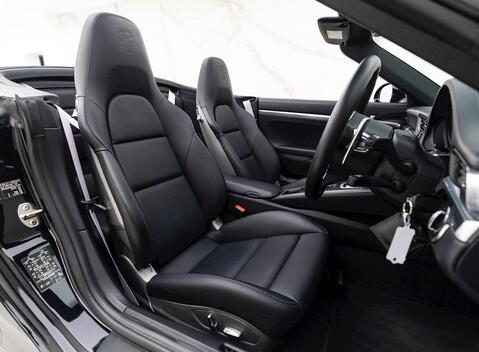 Porsche 911 (991) Carrera Cabriolet 12