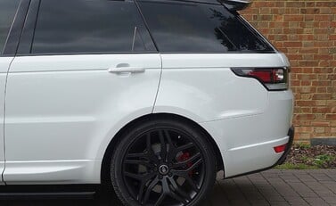 Land Rover Range Rover Sport 3.0 SDV6 HSE Dynamic 19