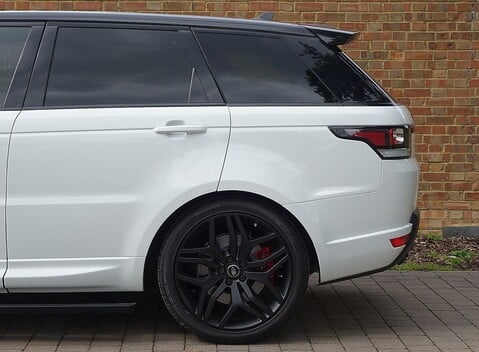 Land Rover Range Rover Sport 3.0 SDV6 HSE Dynamic 19