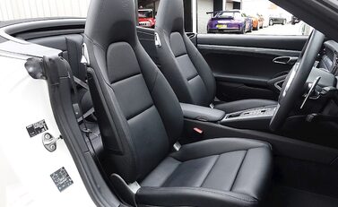 Porsche 911 (991) Carrera S Cabriolet 12