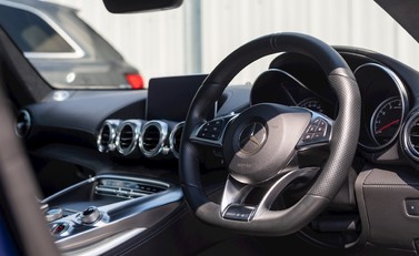 Mercedes-Benz Amg GT GT Premium 11