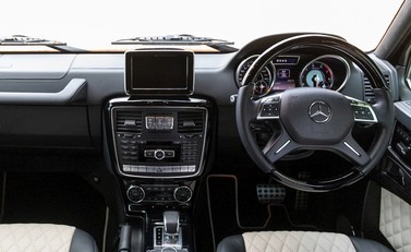 Mercedes-Benz G Series AMG 19