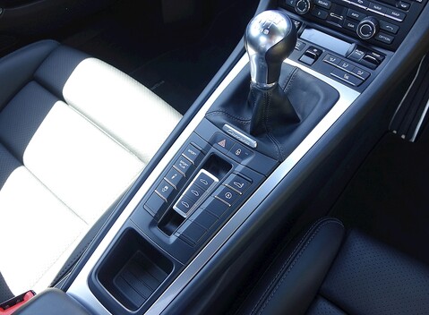 Porsche 911 (991) Carrera S 6