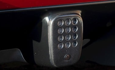 Ferrari 488 GTB 25