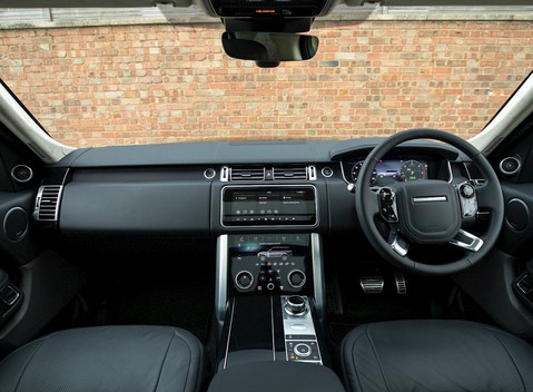 Land Rover Range Rover 3.0 SDV6 Westminster 18