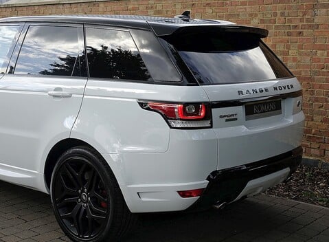 Land Rover Range Rover Sport 3.0 SDV6 Autobiography 19