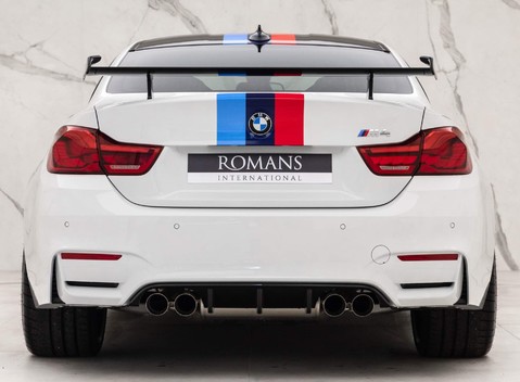BMW M4 DTM Champion Edition 18