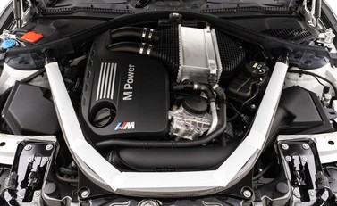 BMW M4 DTM Champion Edition 33