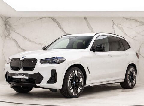BMW Ix3 M Sport Pro 1