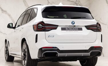 BMW Ix3 M Sport Pro 4