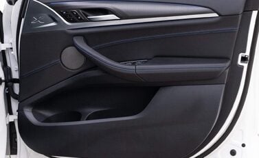 BMW Ix3 M Sport Pro 18