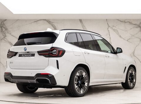 BMW Ix3 M Sport Pro 23