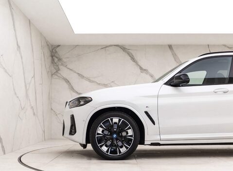 BMW Ix3 M Sport Pro 27