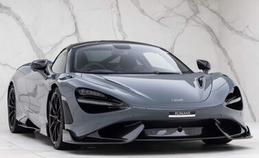 McLaren 765LT V8 SSG 3