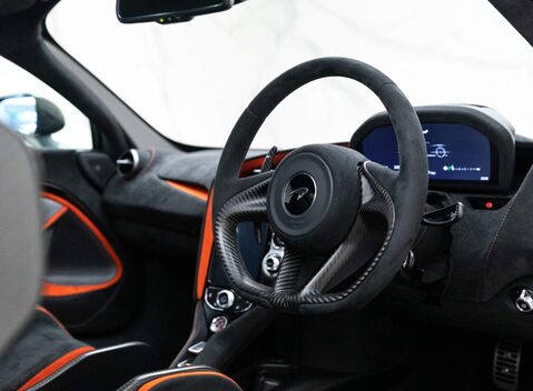 McLaren 765LT V8 SSG 6