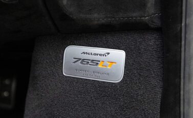 McLaren 765LT V8 SSG 15