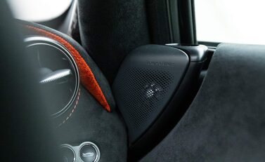 McLaren 765LT V8 SSG 16