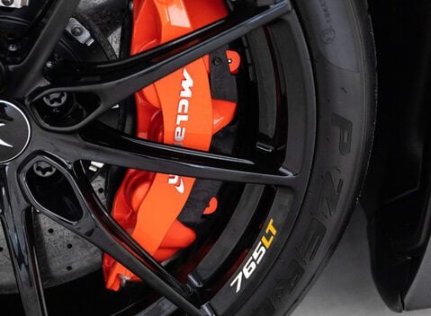 McLaren 765LT V8 SSG 26