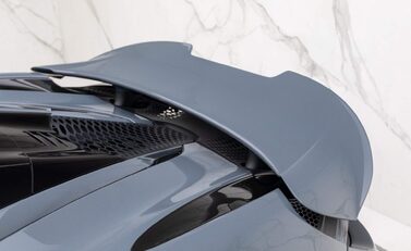 McLaren 765LT V8 SSG 30