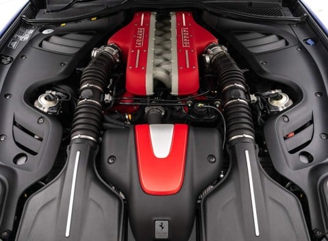 Ferrari FF V12 25