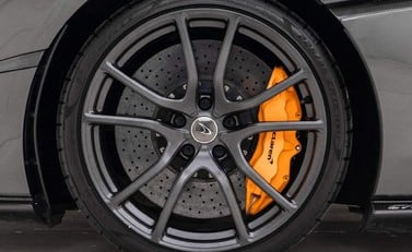 McLaren 570S V8 15