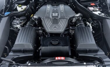 Mercedes-Benz SLS AMG ROADSTER 34