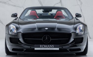 Mercedes-Benz SLS AMG ROADSTER 10