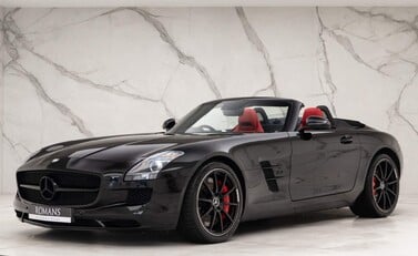 Mercedes-Benz SLS SLS AMG ROADSTER 1