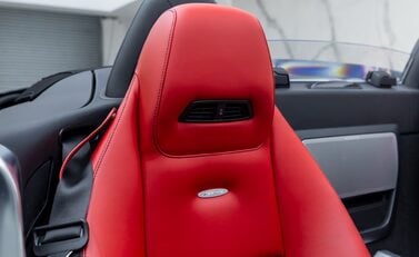 Mercedes-Benz SLS AMG ROADSTER 18