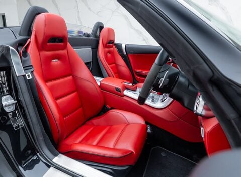 Mercedes-Benz SLS AMG ROADSTER 17