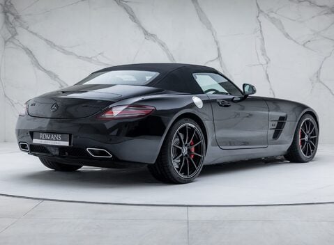Mercedes-Benz SLS AMG ROADSTER 8