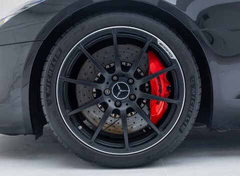 Mercedes-Benz SLS AMG ROADSTER 26