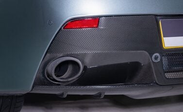 Aston Martin V8 Vantage AMR 41