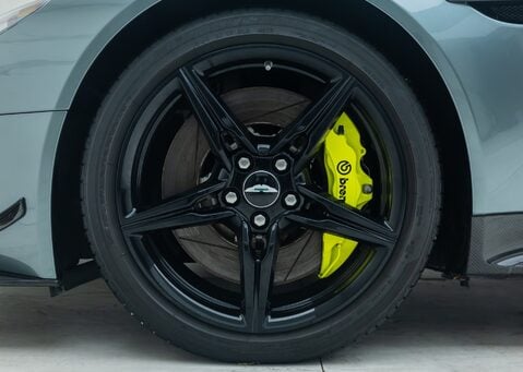 Aston Martin V8 Vantage AMR