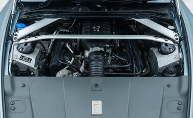 Aston Martin V8 Vantage AMR 44