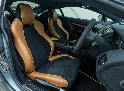 Aston Martin V8 Vantage AMR 14