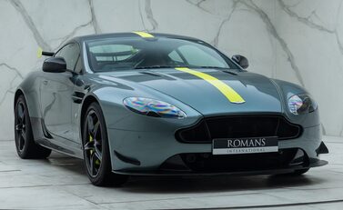 Aston Martin V8 Vantage AMR 9
