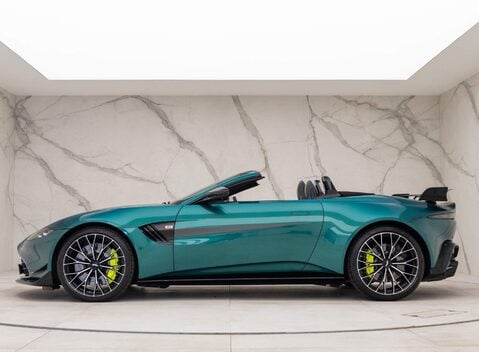 Aston Martin Vantage F1 Edition Roadster 3